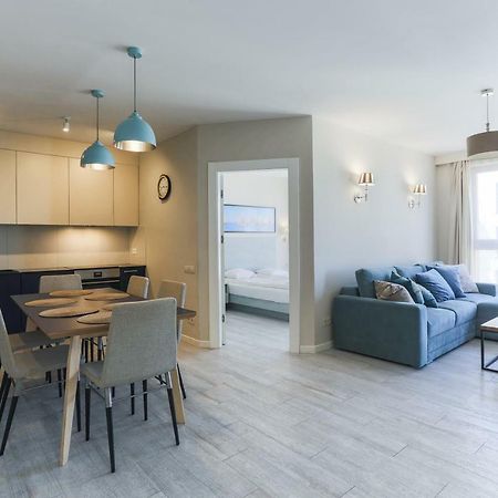 Unique Motlawa Riverbank Apartment غدانسك المظهر الخارجي الصورة