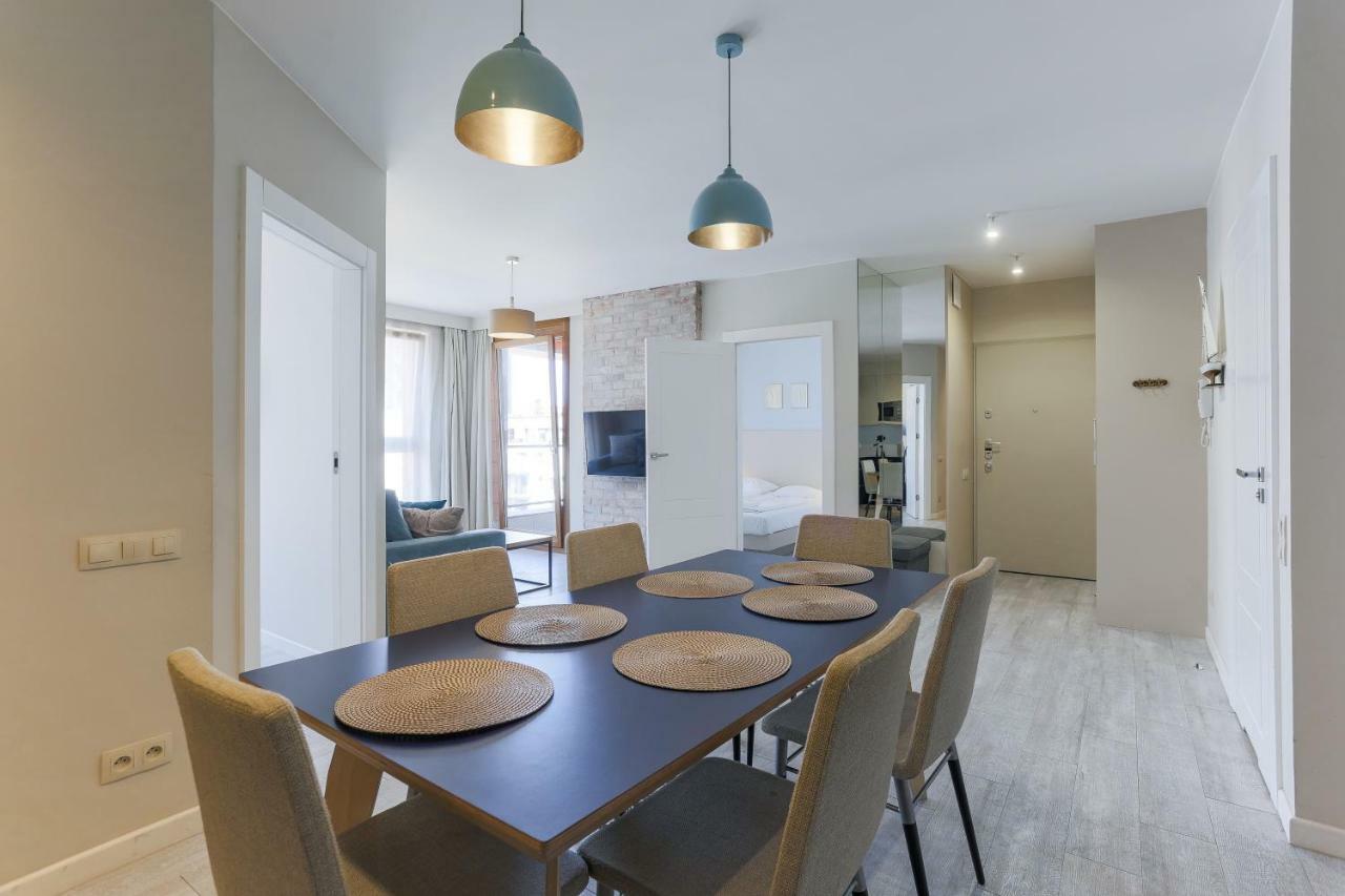 Unique Motlawa Riverbank Apartment غدانسك المظهر الخارجي الصورة