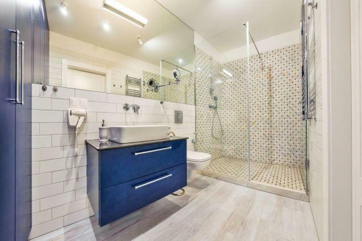 Unique Motlawa Riverbank Apartment غدانسك المظهر الخارجي الصورة