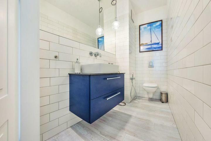 Unique Motlawa Riverbank Apartment غدانسك المظهر الخارجي الصورة
